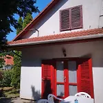 شقة Vadasztanya Apartmanhazak *