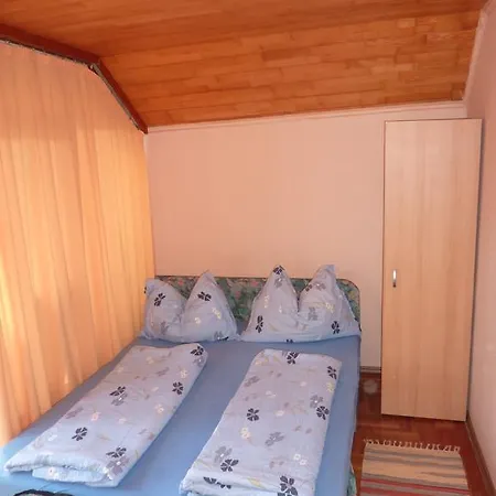 Vadasztanya Apartmanhazak アパート *