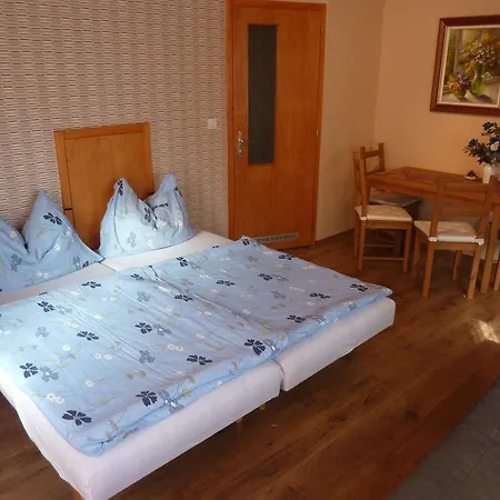 Vadasztanya Apartmanhazak 公寓