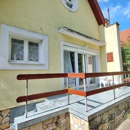Apartment Vadasztanya Apartmanhazak Siofok