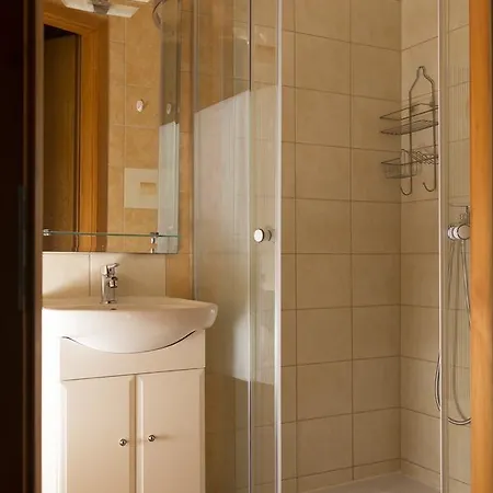 Vadasztanya Apartmanhazak シオーフォク