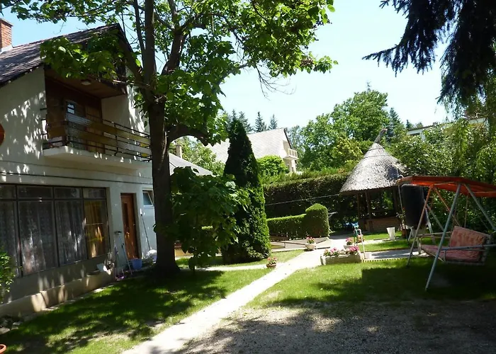 Vadasztanya Apartmanhazak Шиофок